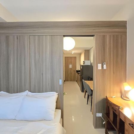 1Br Unit Condotel W Balcony Fame Residences #Fm64 마닐라 외부 사진