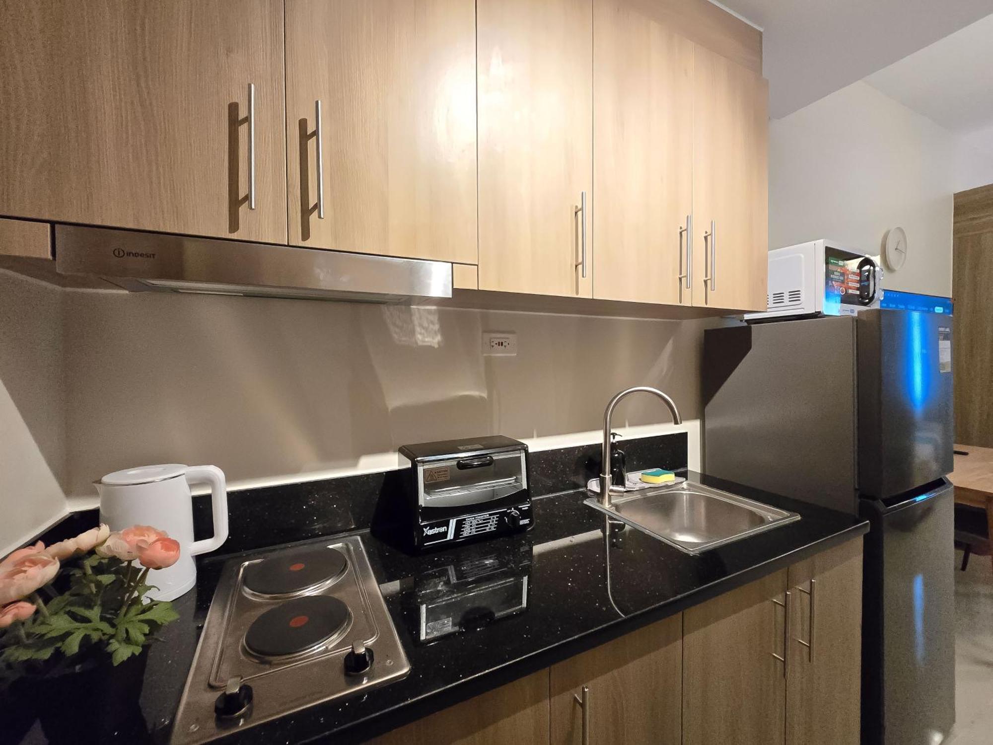 1Br Unit Condotel W Balcony Fame Residences #Fm64 마닐라 외부 사진